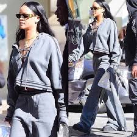 Fenty By Rihanna Rise Up Hoodie - Picture 3 of 4